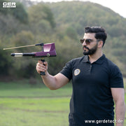 Ger Detect Titan 500 smart metal detector with digital display and ergonomic handle, designed for treasure hunting and metal detection.