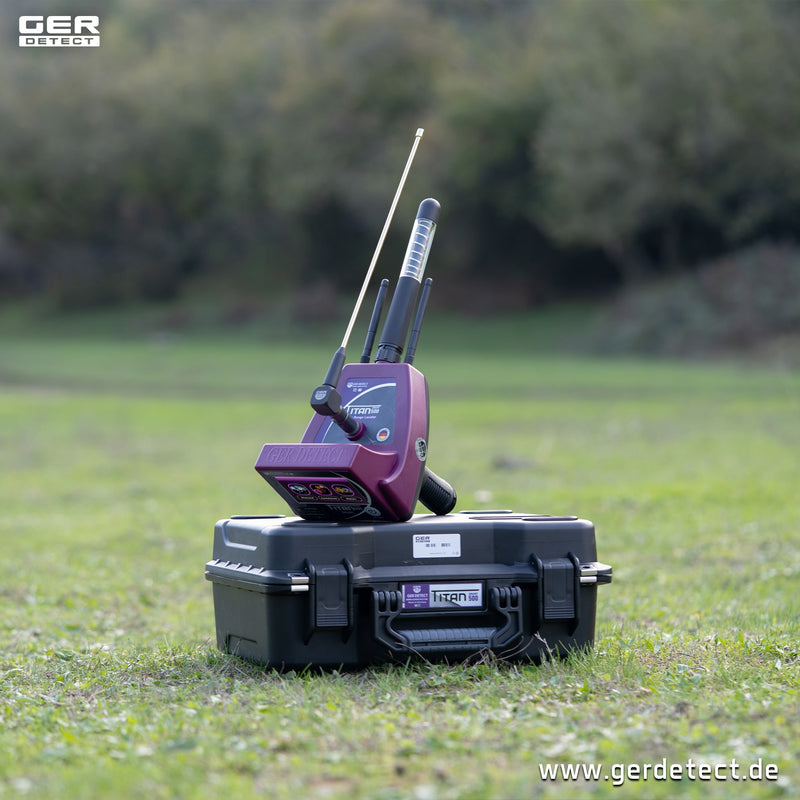 Ger Detect Titan 500 smart metal detector with digital display and ergonomic handle for treasure hunting.