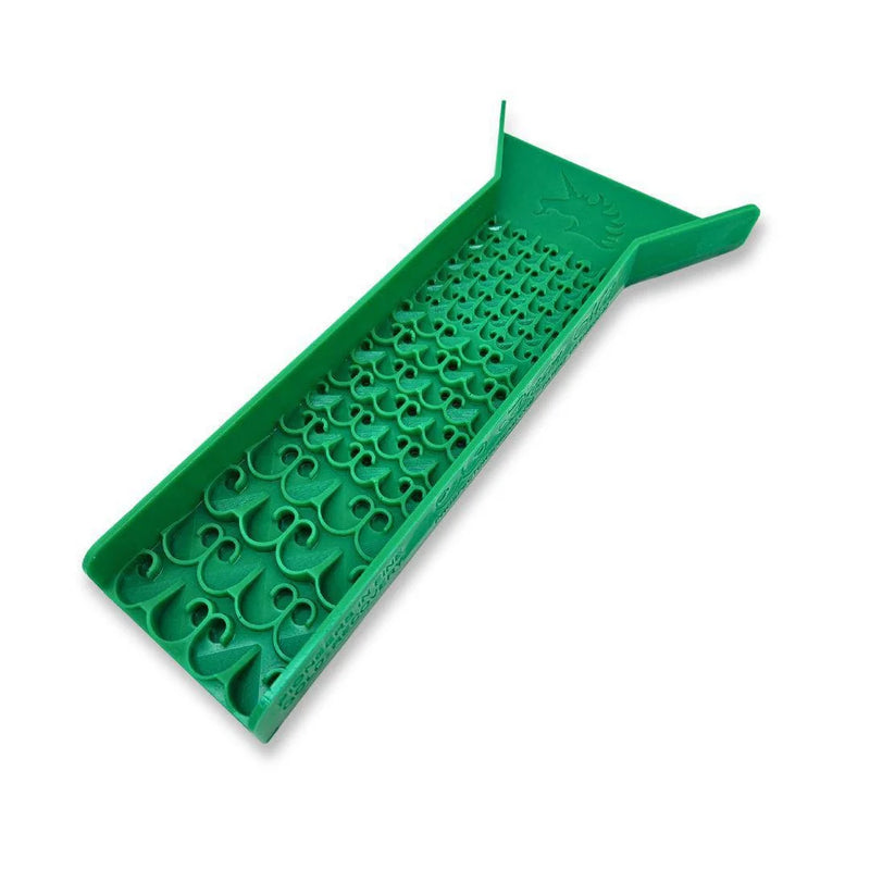 Prospector Dream 4x16 adventure gold sluice box with green dream mat, used for gold prospecting and mining equipment.