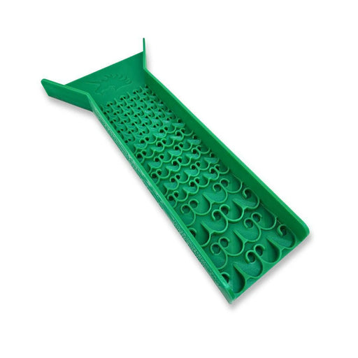 Prospector Dream 4x16 gold sluice box with green Dream Mat for prospecting gold, showing the sluice with gold recovery equipment.