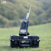 UIG Gold Hunter smart device in gold color used for detecting metals, diamonds, and cavities with a digital display and controls.