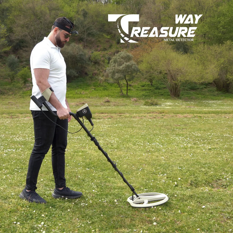 UIG Treasure Way Detector handheld metal detector with adjustable sensitivity for treasure hunting and security scanning.